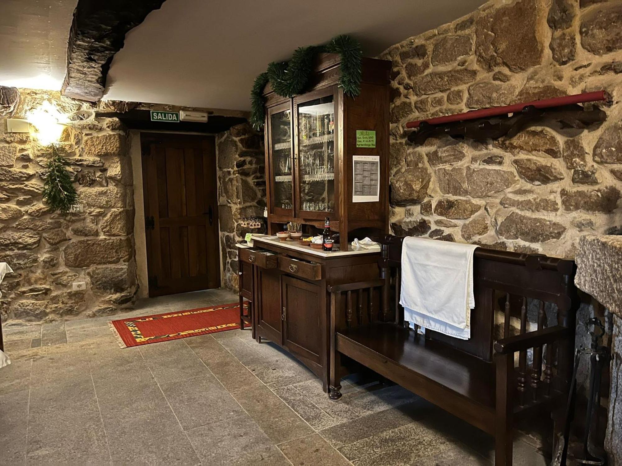 Pazo San Lorenzo- Puebla De Trives ภายนอก รูปภาพ